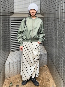 「アイテム（MA-1）」を使った、Ray BEAMSさん（レディース・158cm）の春コーディネート