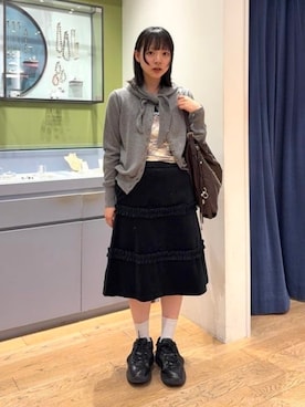 「Ray BEAMS（レイビームス）のフェイク レザー チェーン バッグ（トートバッグ、ブラウン系）」を使った、Ray BEAMSさん（レディース・160cm）の秋コーディネート