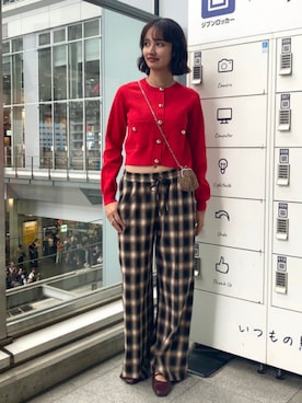 「アイテム（ポーチ）」を使った、Ray BEAMSさん（レディース・168cm）の秋コーディネート