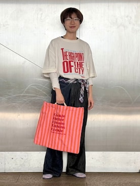 「beej（ビージ）のアイテム」を使った、Ray BEAMSさん（レディース・153cm）の春コーディネート