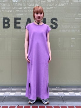 「Ray BEAMS（レイビームス）の【別注】Champion / ロング ワンピース（ワンピース、パープル系）」を使った、Ray BEAMSさん（レディース・163cm）の春コーディネート