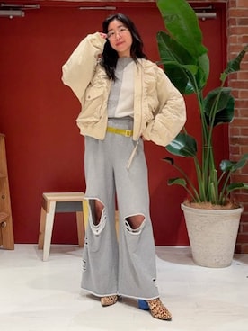 「アイテム（MA-1）」を使った、Ray BEAMSさん（レディース・158cm）の秋コーディネート