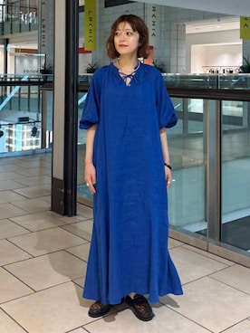 「Ray BEAMS（レイビームス）のリネン バルーンスリーブ ワンピース（ワンピース、ブルー系）」を使った、Ray BEAMSさん（レディース・159cm）の夏コーディネート