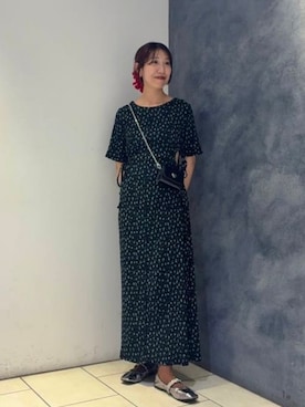 「アイテム（ポーチ）」を使った、Ray BEAMSさん（レディース・157cm）の春コーディネート