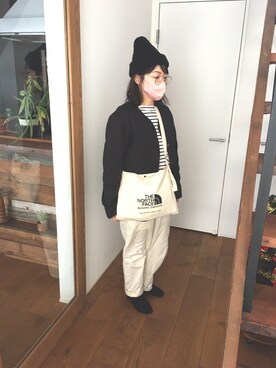 「THE NORTH FACE（ザノースフェイス）のTHE NORTH FACE MUSETTE BAG (ﾅﾁｭﾗﾙ/ﾌﾞﾗｯｸ)（ショルダーバッグ）」を使った、k.shokoさん（レディース・155cm）の冬コーディネート