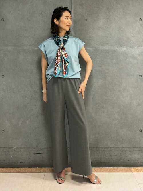 【新品タグ付き】ウーステッドウールトロピカルリラックスパンツ ウーステッドウールトロピカル リラックスパンツ | maison