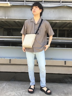 「SHIPS any（シップス エニィ）のアイテム（サンダル）」を使った、奥原さん（メンズ・177cm）の春コーディネート