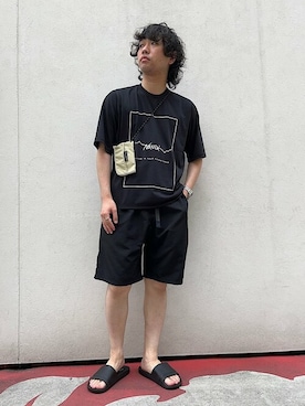「アイテム（ポーチ、ベージュ系）」を使った、奥原さん（メンズ・177cm）の夏コーディネート