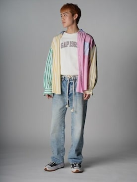 「ビッグシャツ」｜「アイテム（スウェット）」を使った、GapJapanさん（メンズ・173cm）の冬コーディネート