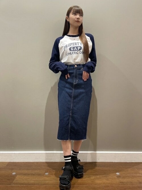 GAP（ギャップ）の「ウォッシュウェル デニム ペンシル ミディ