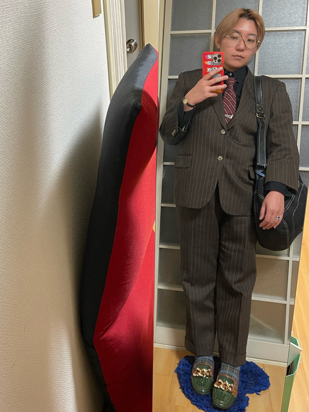 「スーツスタイル、WEAR文芸部」｜「zeeloolのアイテム（メガネ、ブラック系）」を使った、みひろさん（レディース・159cm）の秋コーディネートの1枚目の写真