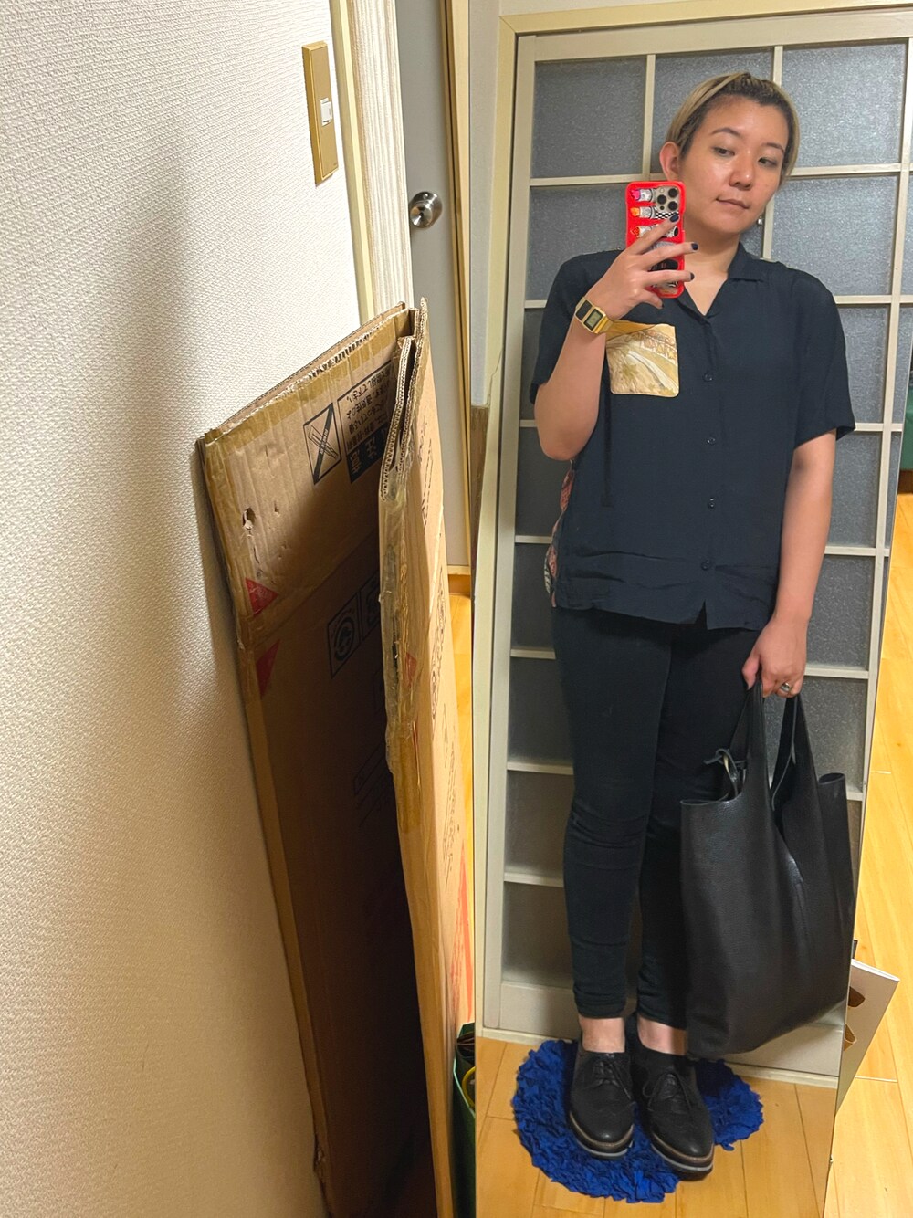 「WEAR文芸部」｜「ROSE BUDのミニポーチ付トートバッグ（トートバッグ、ブラック系）」を使った、みひろさん（レディース・159cm）の夏コーディネートの1枚目の写真