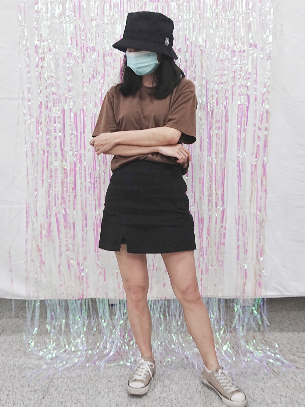「ootd、夏、街頭穿搭、休閒、oversize、基礎款、漁夫帽、street、streetstyle」｜「STUDIO SEVENのアイテム（帽子、ブラック系）」を使った、Silvia 🇹🇼さん（レディース・153cm）の夏コーディネートの1枚目の写真