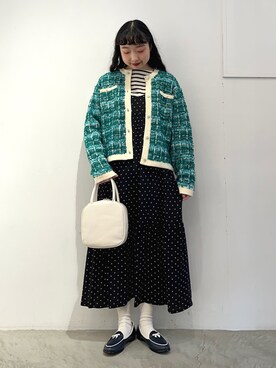 「アイテム（ローファー、ブルー系）」を使った、Dot&Stripes CHILDWOMANさん（レディース・157cm）の冬コーディネート