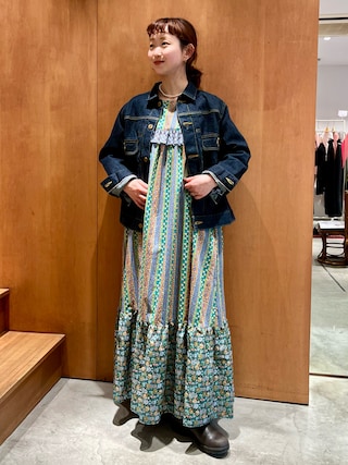 伊　フィオルッチ　レディースＧジャン My Fav. CHILD WOMAN（マイファブチャイルドウーマン）の「11.75