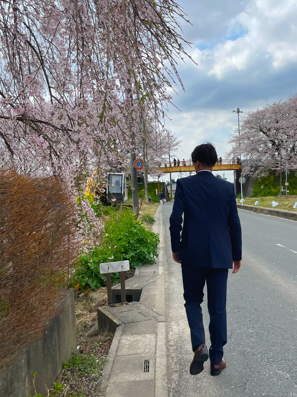 「GUCCIのアイテム（ピアス（片耳用）、シルバー系）」を使った、syuさん（メンズ・190cm）の春コーディネートの1枚目の写真
