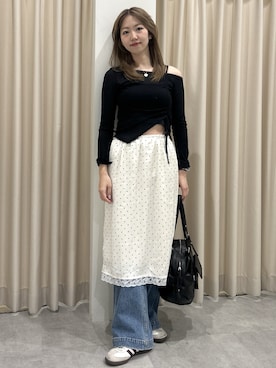 「FREE'S MART（フリーズマート）のアイテム（トップス）」を使った、mayaさん（レディース・160cm）の春コーディネート