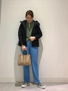「RODE SKO」｜「アイテム（スリッポン）」を使った、asamiさん（レディース・164cm）の冬コーディネート