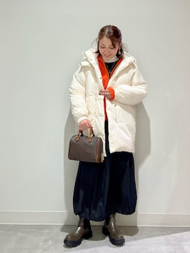 「30代ファッション」｜「アイテム（ダウンジャケット/コート）」を使った、asamiさん（レディース・164cm）の冬コーディネート