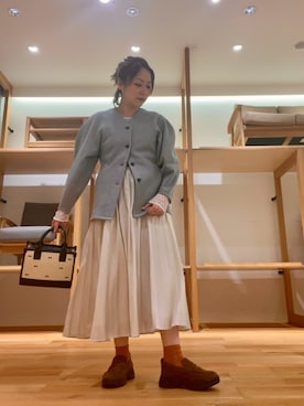 「アイテム（カーディガン/ボレロ）」を使った、asamiさん（レディース・164cm・30代）の秋コーディネート