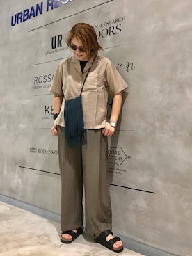 「URBAN RESEARCH（アーバンリサーチ）のアイテム（サングラス）」を使った、asamiさん（レディース・164cm）の秋コーディネート
