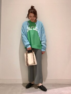 「スリッパ」｜「アイテム（パンツ）」を使った、asamiさん（レディース・164cm）の冬コーディネート
