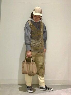 「RODE SKO」｜「アイテム（スリッポン）」を使った、asamiさん（レディース・164cm）の春コーディネート
