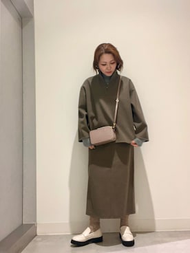 「RODE SKO」｜「アイテム（その他トップス）」を使った、asamiさん（レディース・164cm）の秋コーディネート