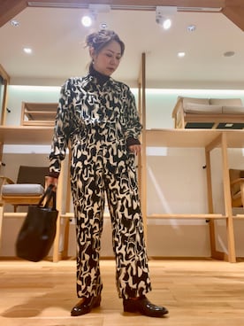 「秋のシャツ着こなし術」｜asamiさん（レディース・164cm）の秋コーディネート