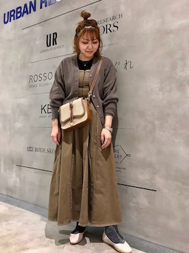 「URBAN RESEARCH Sonny Label（アーバンリサーチサニーレーベル）のアイテム（ジャンパースカート）」を使った、asamiさん（レディース・164cm）の秋コーディネート