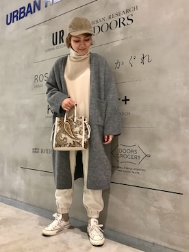 「RODE SKO」｜「アイテム（スウェットパンツ）」を使った、asamiさん（レディース・164cm）の秋コーディネート