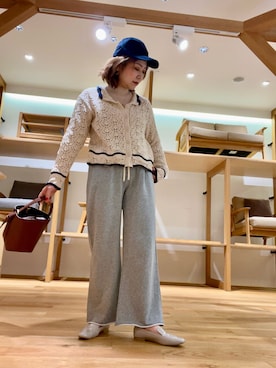 「アイテム（キャップ）」を使った、asamiさん（レディース・164cm・30代）の秋コーディネート