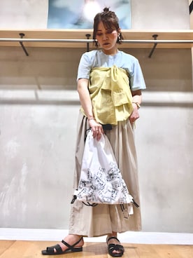 「URBAN RESEARCH（アーバンリサーチ）のアイテム（Tシャツ/カットソー、ブルー系）」を使った、asamiさん（レディース・164cm）の夏コーディネート