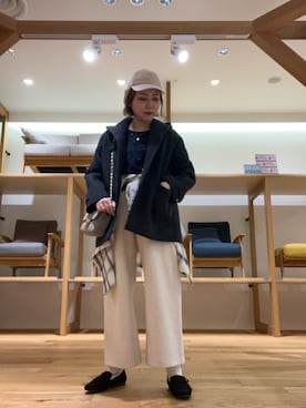 「アイテム（ショルダーバッグ）」を使った、asamiさん（レディース・164cm・30代）の秋コーディネート