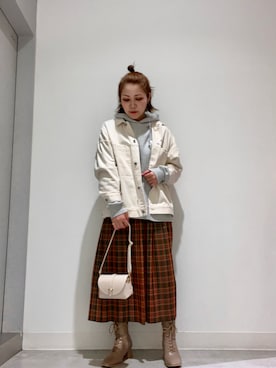 「SENSE OF PLACE by URBAN RESEAR」｜「アイテム（ジャケット/アウター）」を使った、asamiさん（レディース・164cm）の秋コーディネート