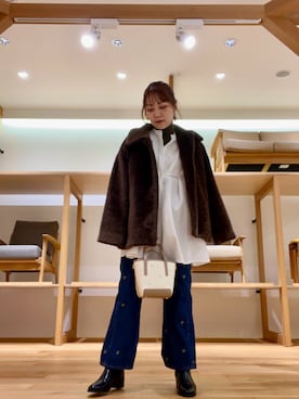 「アイテム（その他アウター、ブラウン系）」を使った、asamiさん（レディース・164cm）の秋コーディネート