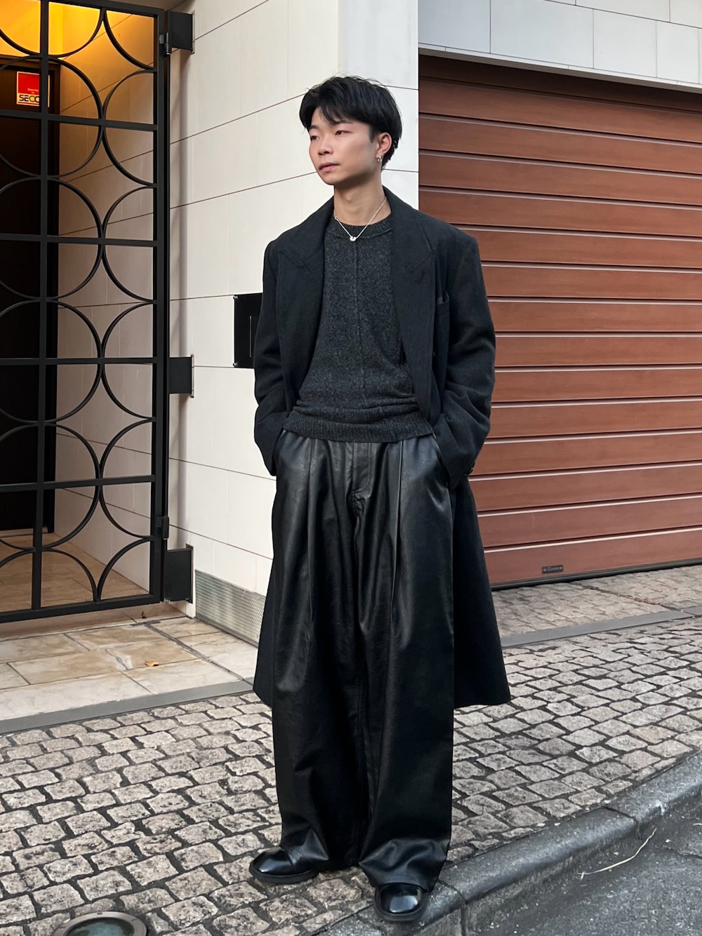 SINSSのトレンチコートを使った人気ファッションコーディネート - WEAR