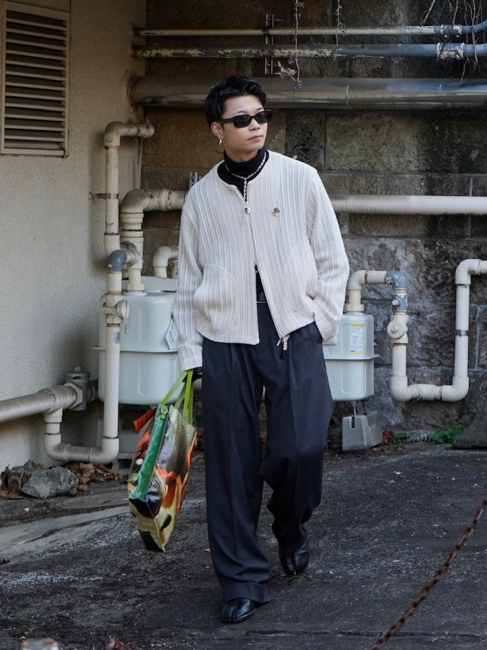 SHINYAKOZUKA（シンヤコヅカ）の「SHINYAKOZUKA HER SUITS