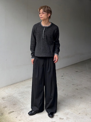 「SINSS(シンス)のWool blend layered henley knit / ウールブレンドレイヤードヘンリーニット(ニット/セーター)」を使った、ひびさん(メンズ・168cm)の秋コーディネート
