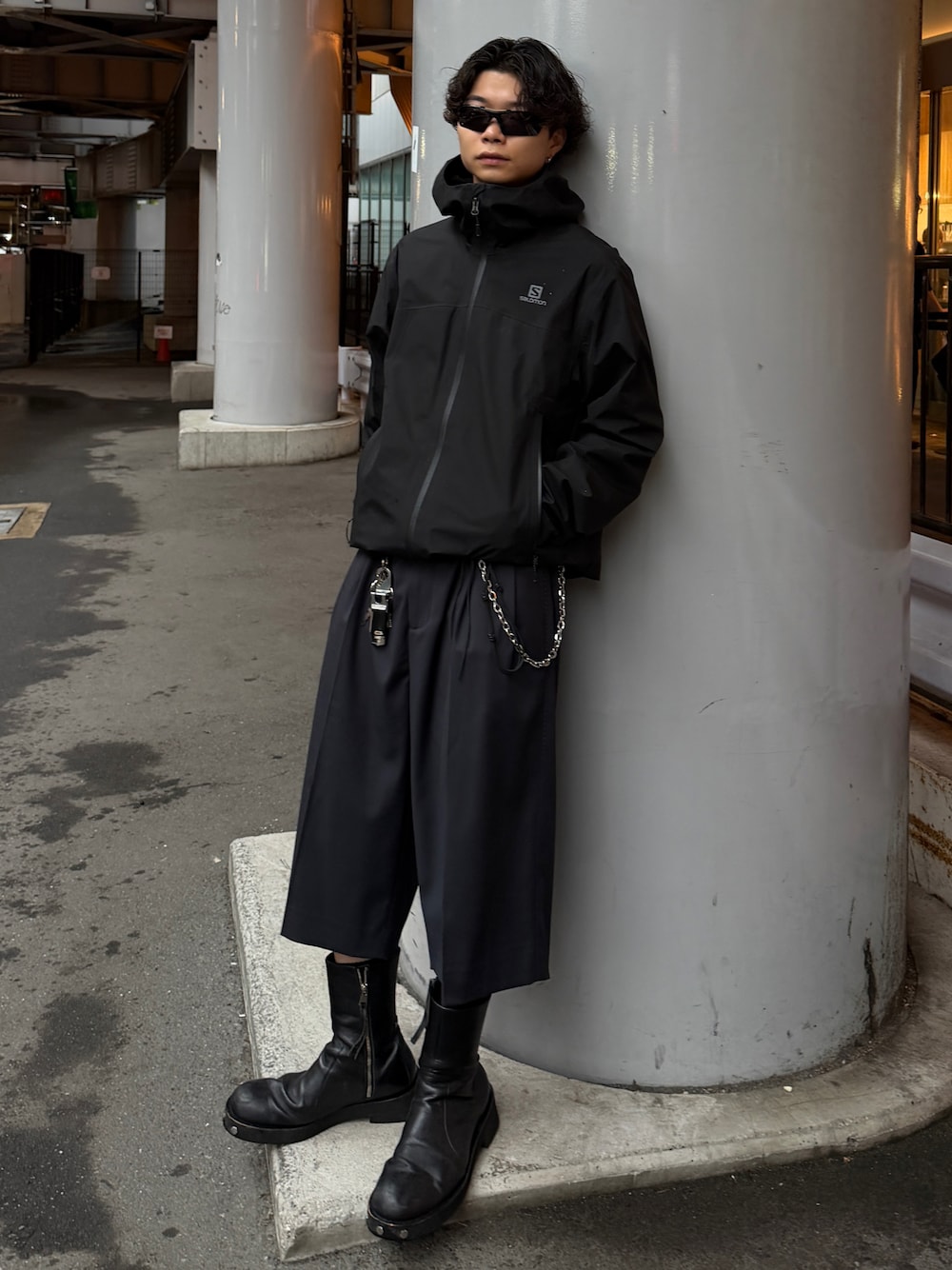 Our Legacyのウォレットチェーンを使った人気ファッション