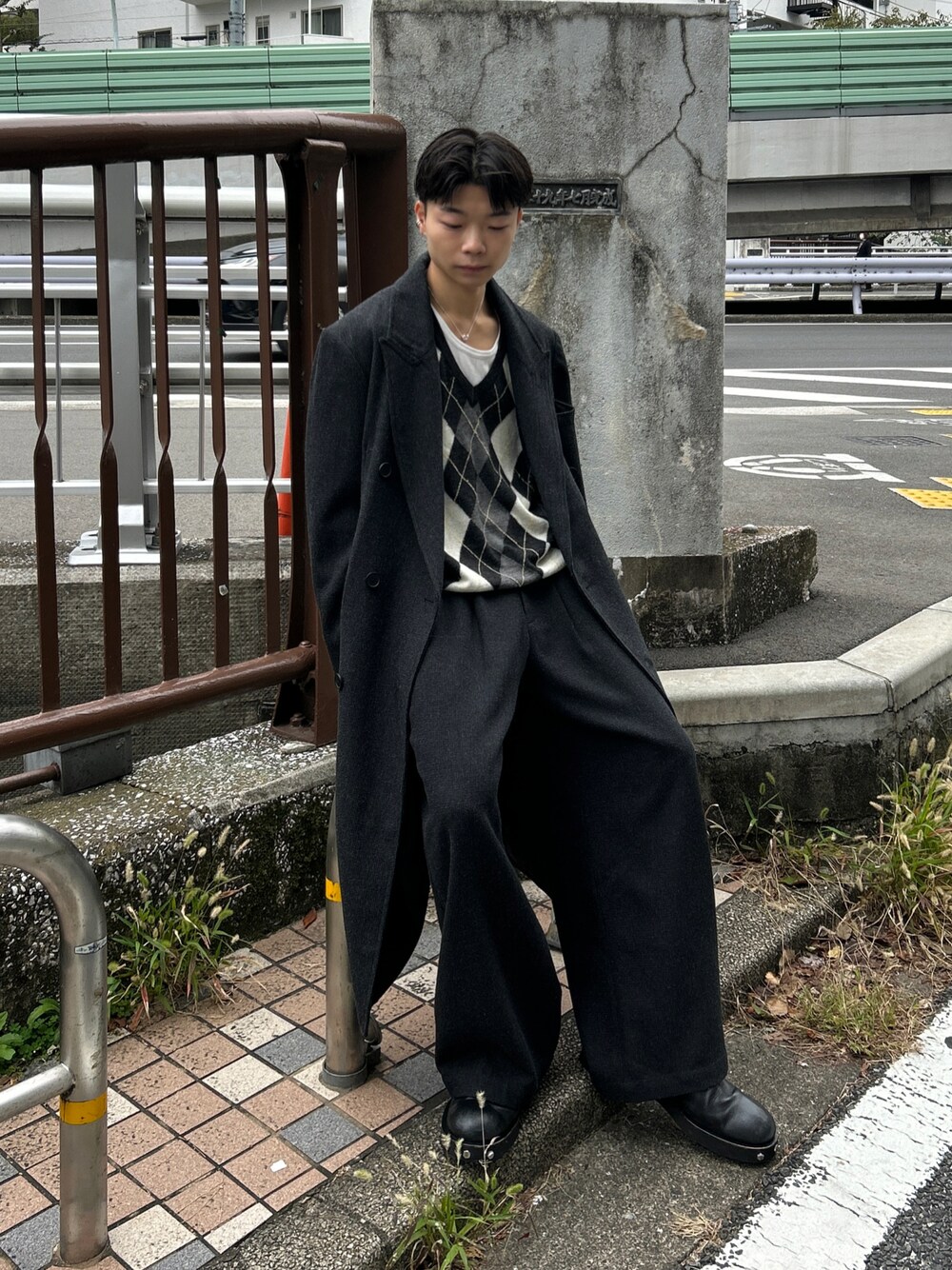 OUAT BLACK ASTRO ZIP BOOTS 41 モーガン蔵人着用 OUAT/オーユーエーティー】ASTRO ZIP BOOTSを使った人気ファッション