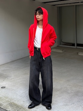 「SINSS（シンス）のHeavy weight double zip hoodie / ヘビーウェイトダブルジップフーディー（短丈）（パーカー、レッド系）」を使った、ひびさん（メンズ・168cm）の秋コーディネート