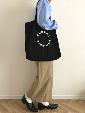 「CHAMULA（チャムラ）のアイテム」を使った、kojiさん（メンズ・173cm）の秋コーディネート