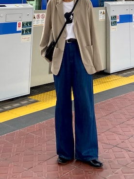 「COS（コス）のアイテム（パンツ）」を使った、kojiさん（メンズ・173cm）の春コーディネート