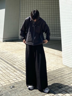 「COVERNAT（カバーナット）の【UNISEX】Covernat／PACKABLE WINDBREKER　2268552（ブルゾン、ブラック系）」を使った、kojiさん（メンズ・174cm）の春コーディネート