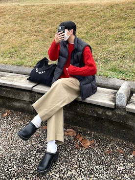 「アイテム（チノパンツ）」を使った、kojiさん（メンズ・173cm）の冬コーディネート
