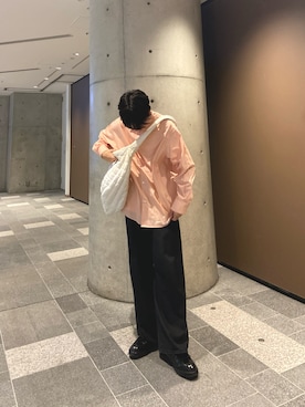 「COS（コス）のアイテム（パンツ）」を使った、kojiさん（メンズ・173cm）の秋コーディネート