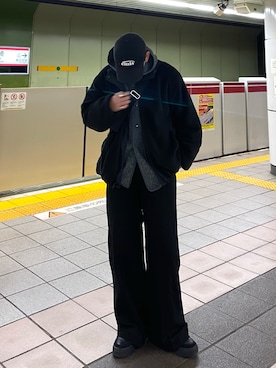 「アイテム（ジャケット/アウター、グレー系）」を使った、kojiさん（メンズ・174cm）の冬コーディネート