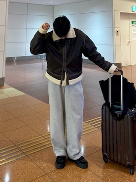 「アイテム（スウェットパンツ）」を使った、kojiさん（メンズ・174cm）の冬コーディネート