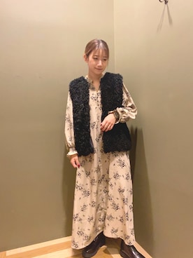 「アパレルスタッフ」｜「アイテム（ブーツ）」を使った、miori .さん（レディース・156cm）の秋コーディネート